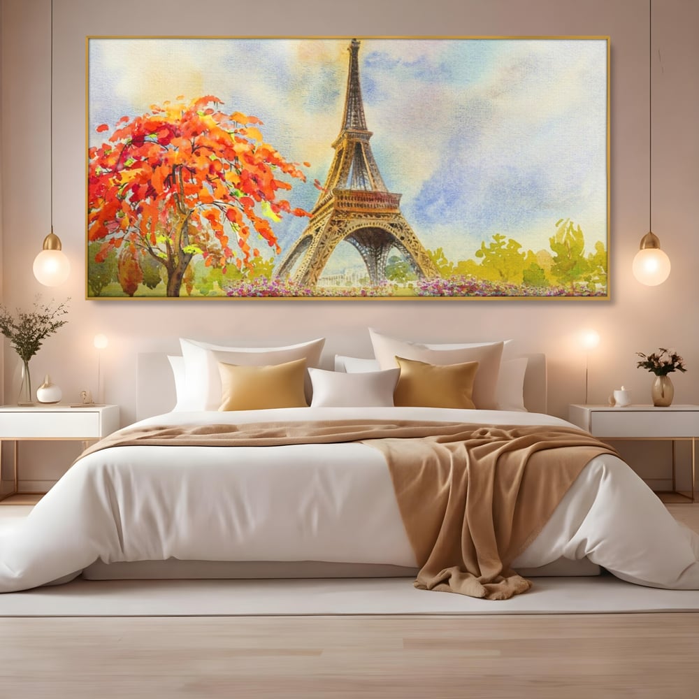 Tablou canvas cu pictura cu turnul eiffel si indragostiti, in rama de aluminiu auriu, pe perete intr-un dormitor